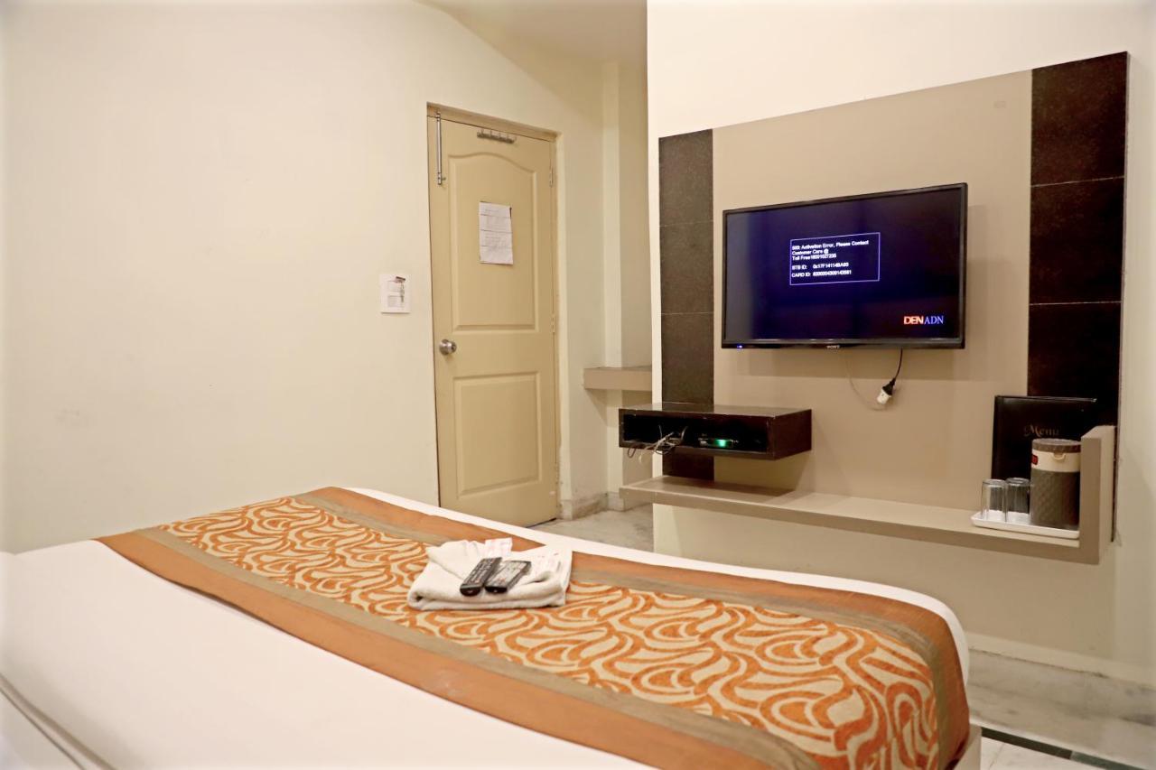 Hotel Klick International Neu-Delhi Exterior foto